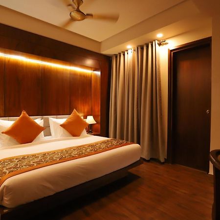 Ip Royal Hotel - New Delhi Exterior photo
