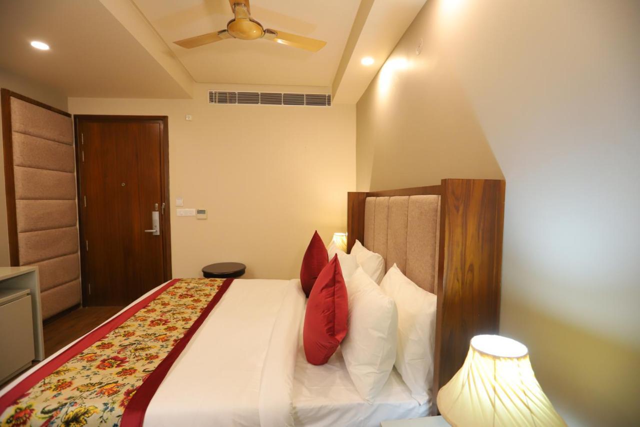 Ip Royal Hotel - New Delhi Exterior photo