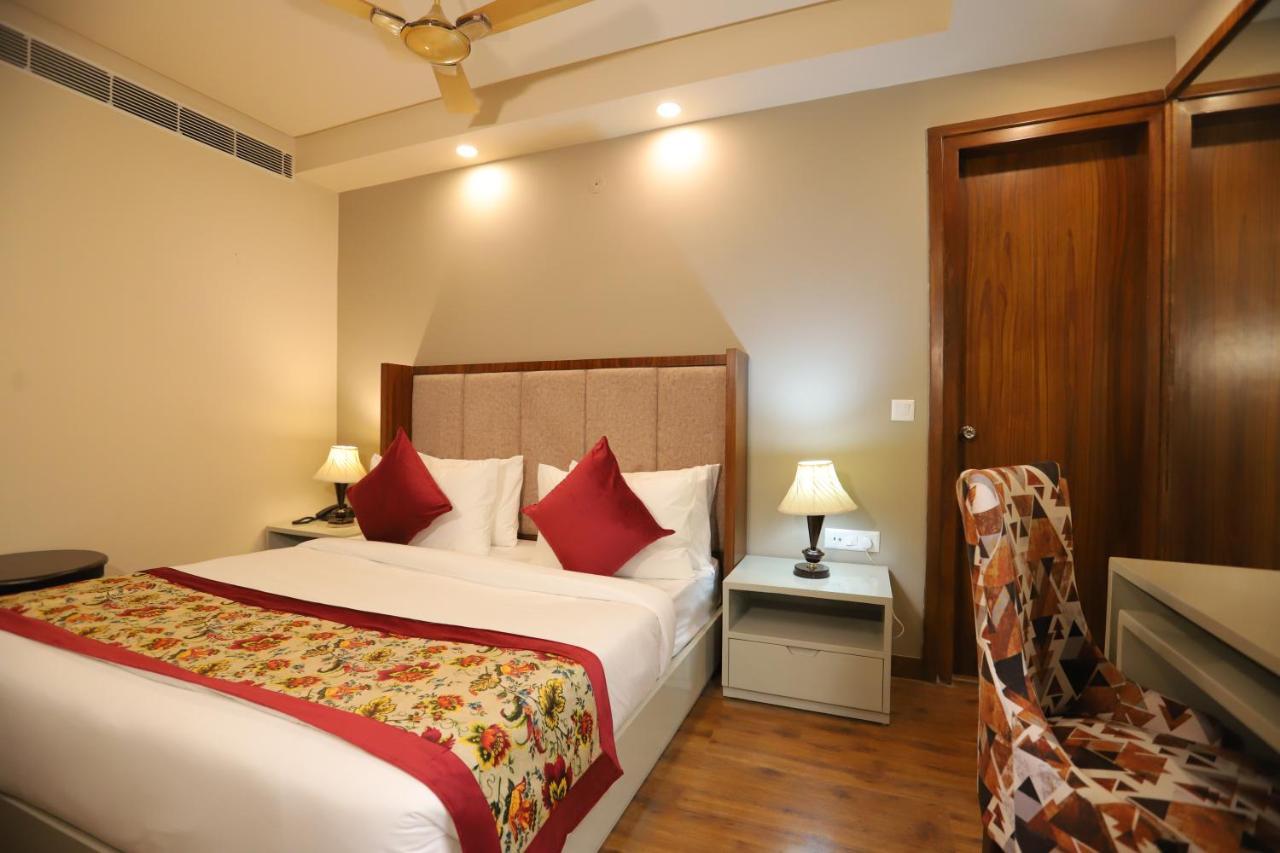 Ip Royal Hotel - New Delhi Exterior photo