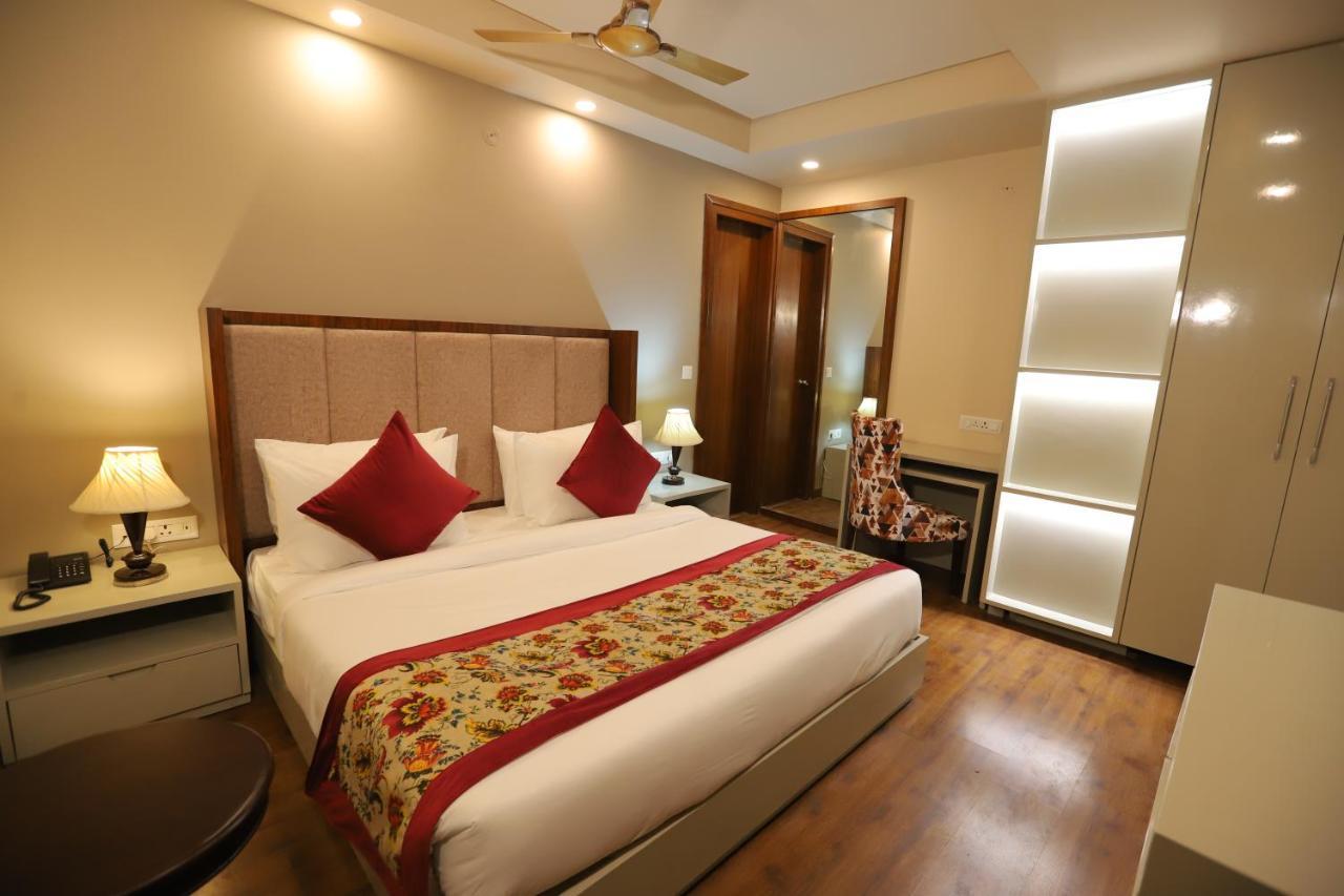 Ip Royal Hotel - New Delhi Exterior photo