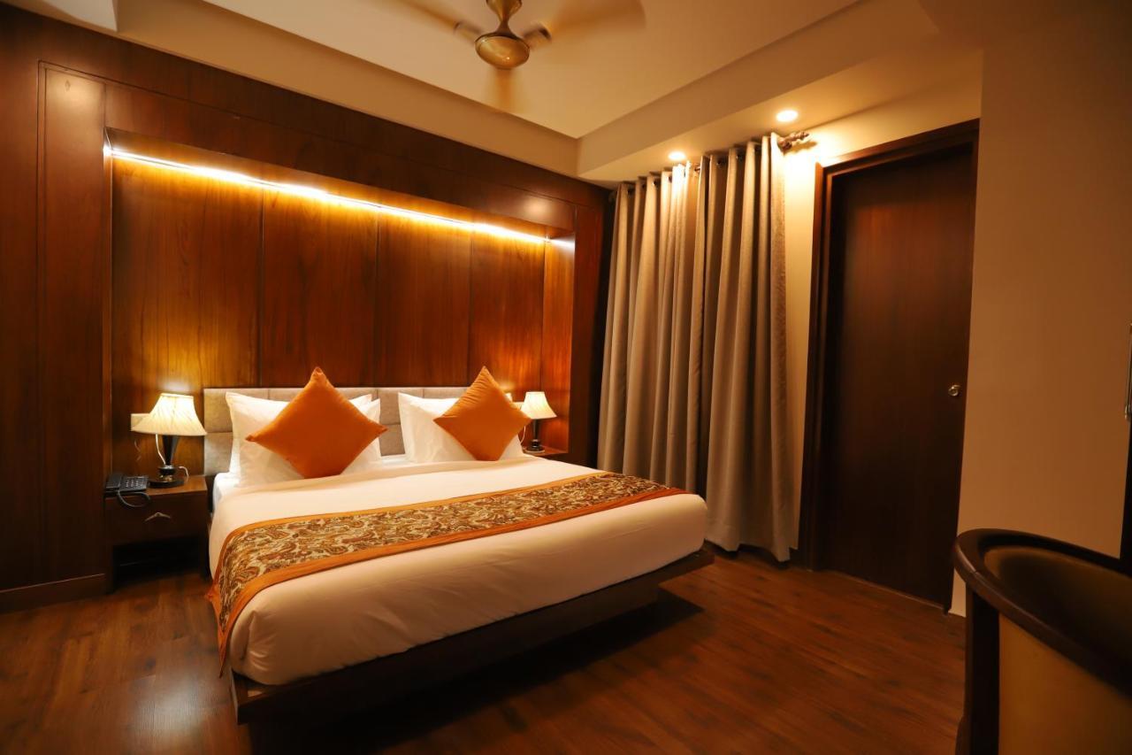 Ip Royal Hotel - New Delhi Exterior photo
