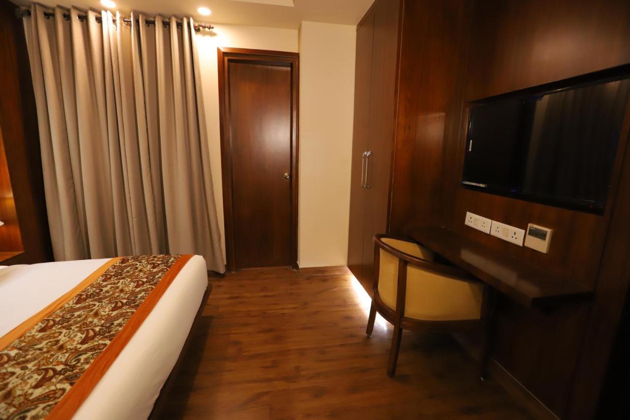 Ip Royal Hotel - New Delhi Exterior photo