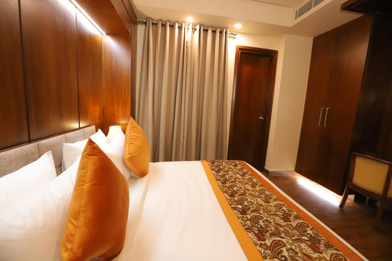 Ip Royal Hotel - New Delhi Exterior photo